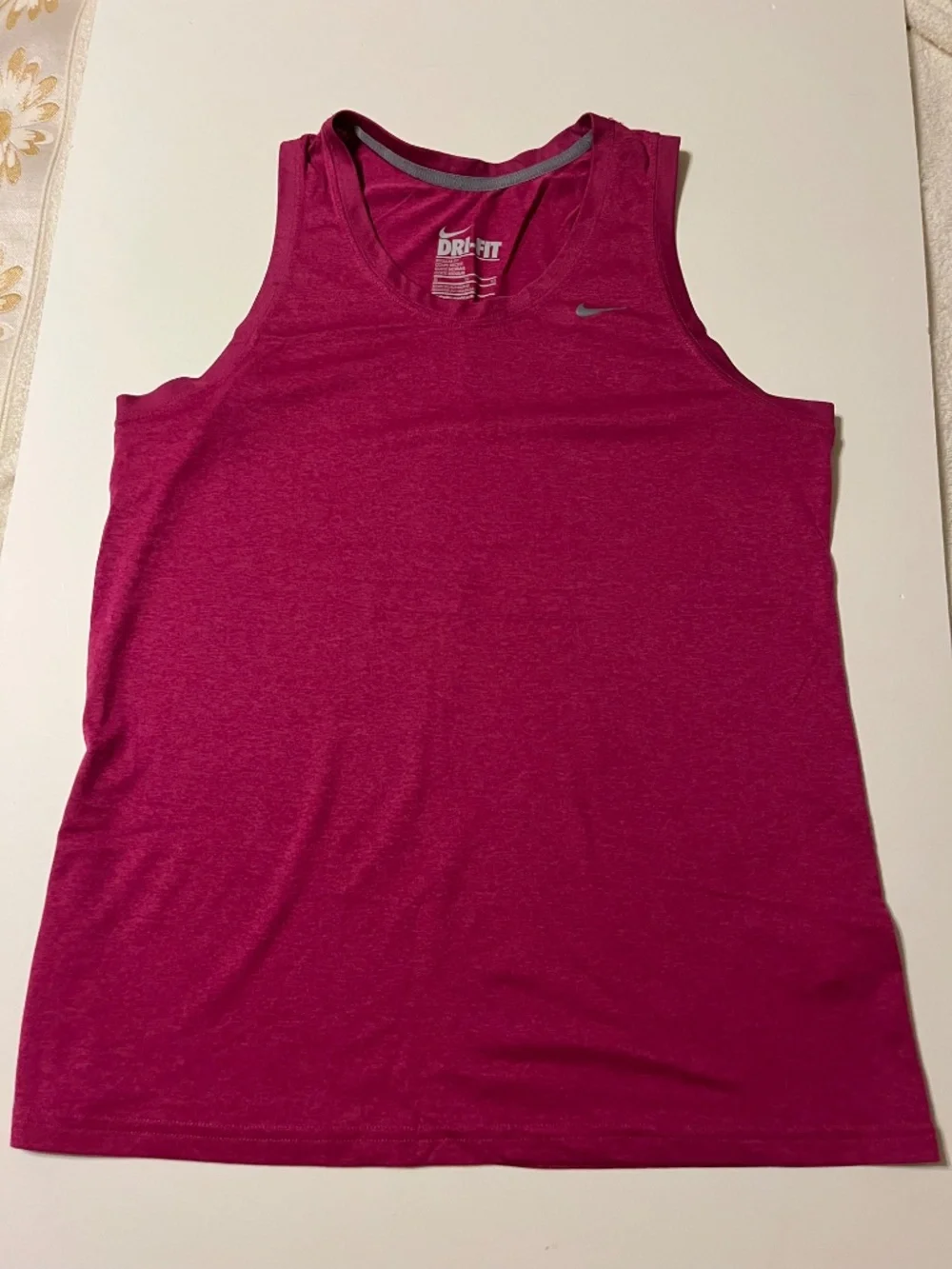 Bundle of 4 pieces Nike Dri-FIT sleeveless tank top size XL